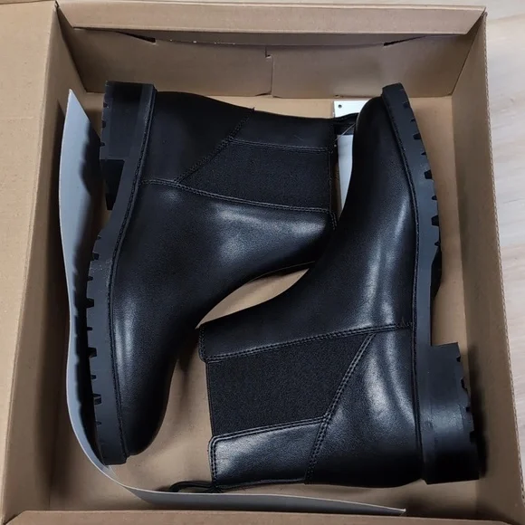 Steve Madden Lorali Women's Leather Chelsea Boot